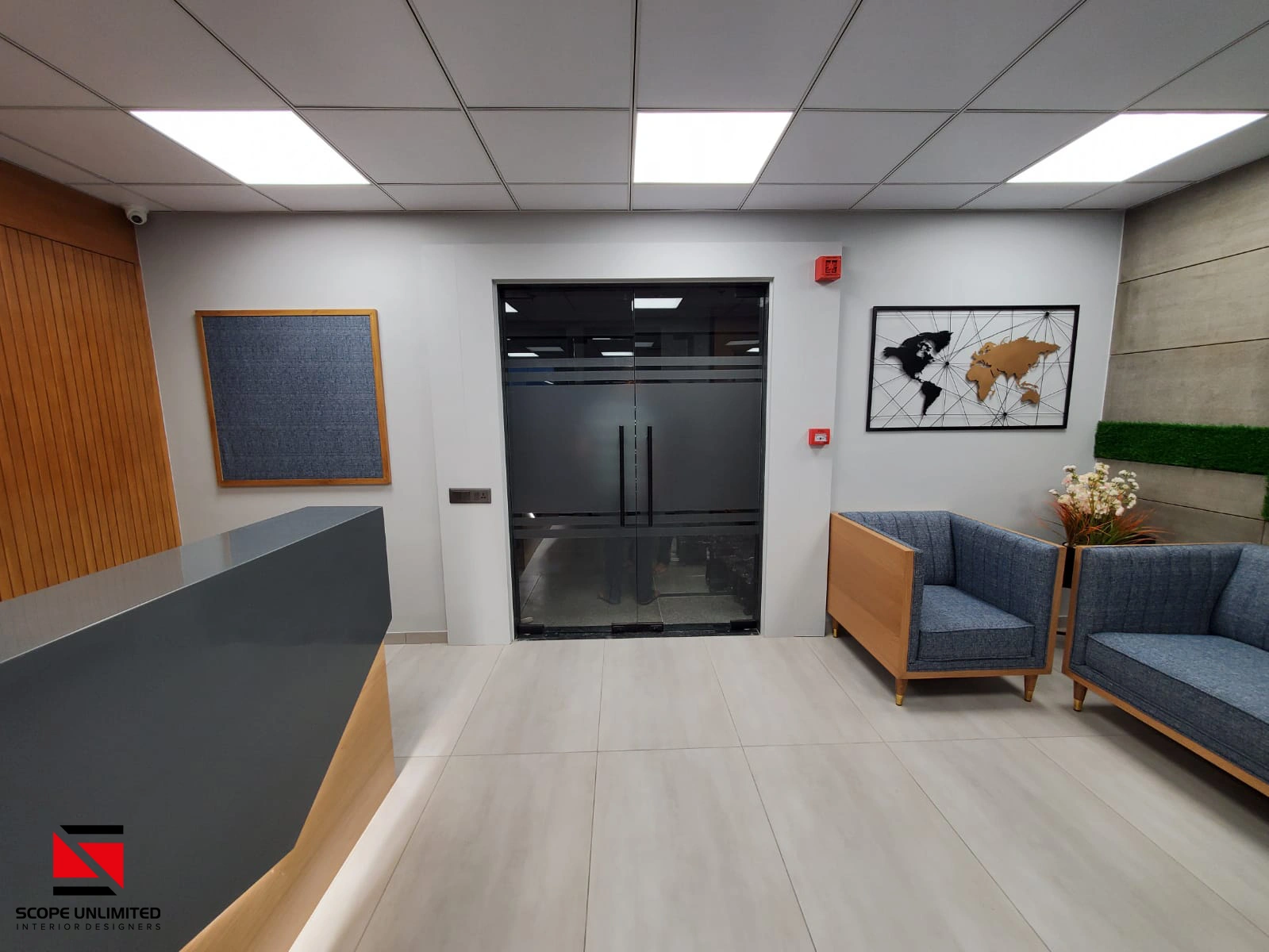 Director Lounge